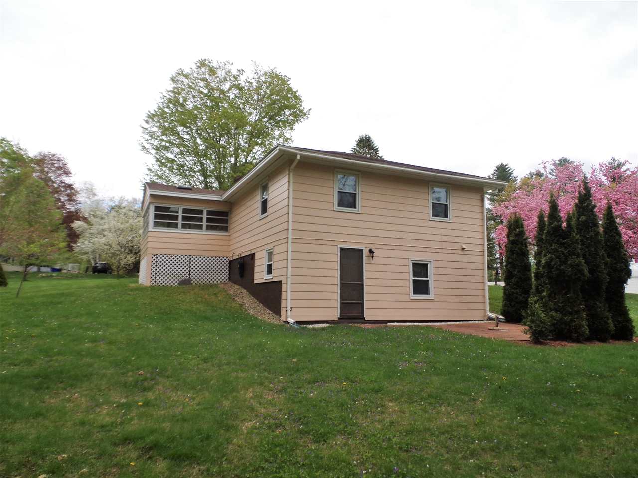 1 Village Road Bow, NH 03304 - Photo 20 of 26