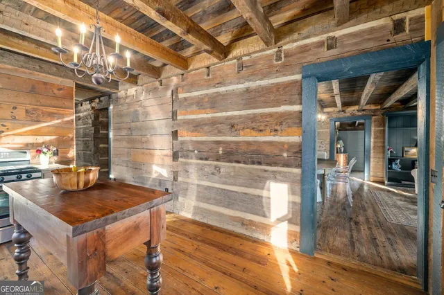 $395,000 | 28 Ayersville Road, Toccoa, GA 30577