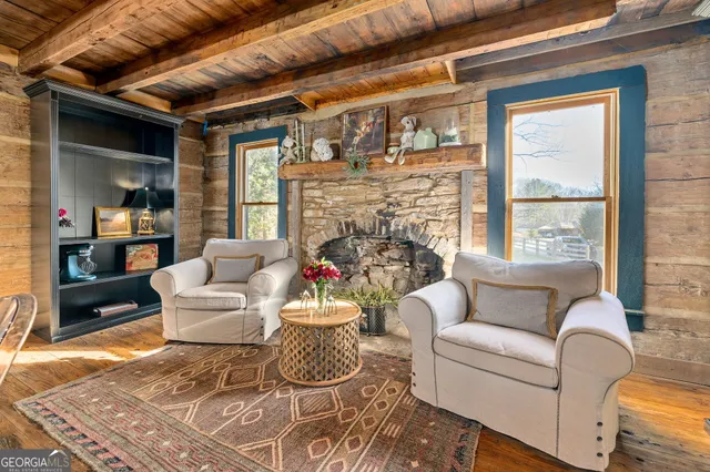 $395,000 | 28 Ayersville Road, Toccoa, GA 30577