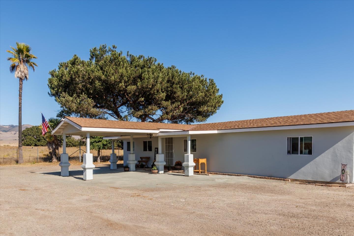 840 South Oak Glen Avenue Nipomo, CA 93444 - Photo 3 of 21 front view of a house with a patio