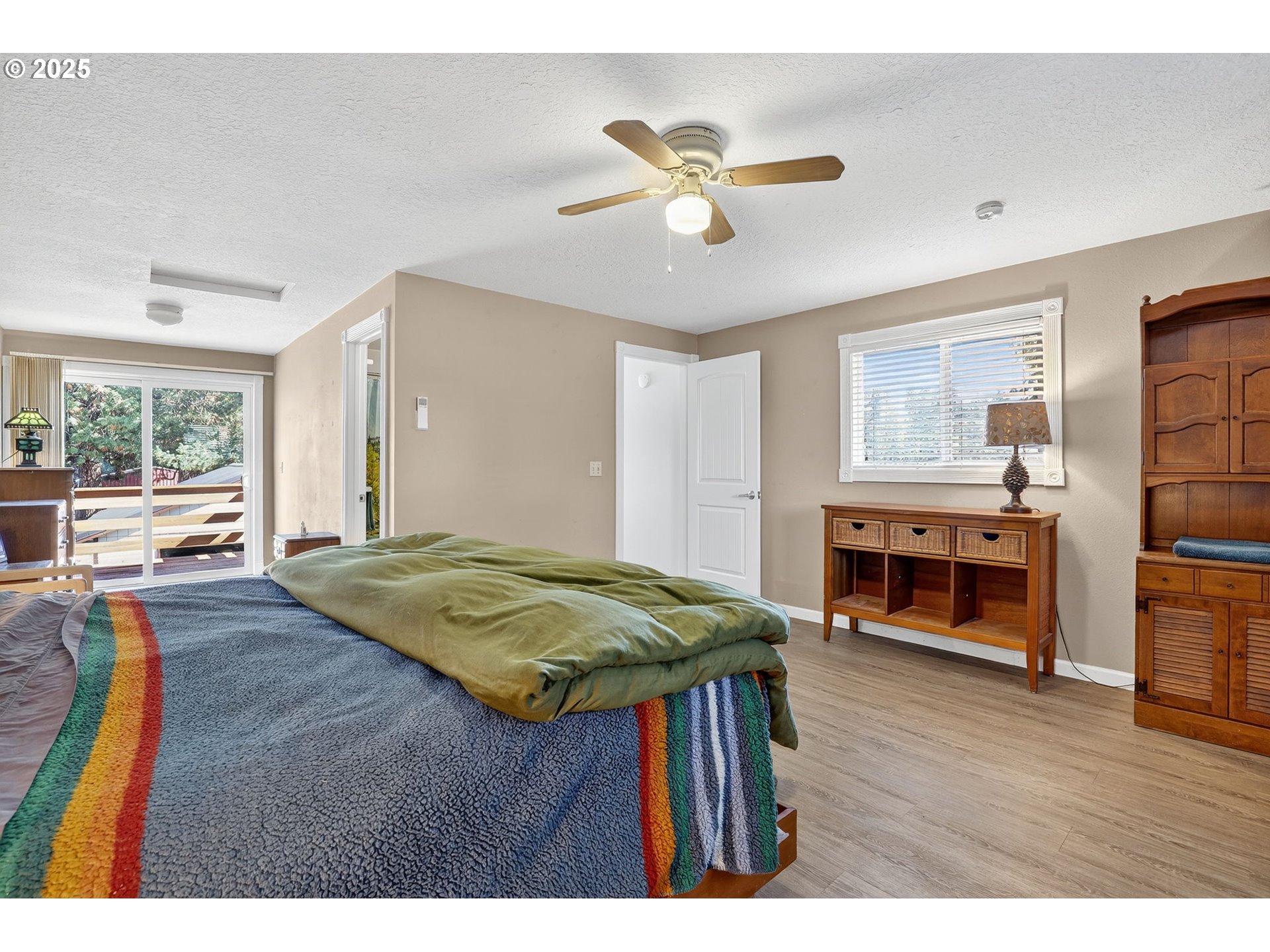 28870 Southeast Currin Road Estacada, OR 97023 - Photo 24 of 48 Primary Bedroom