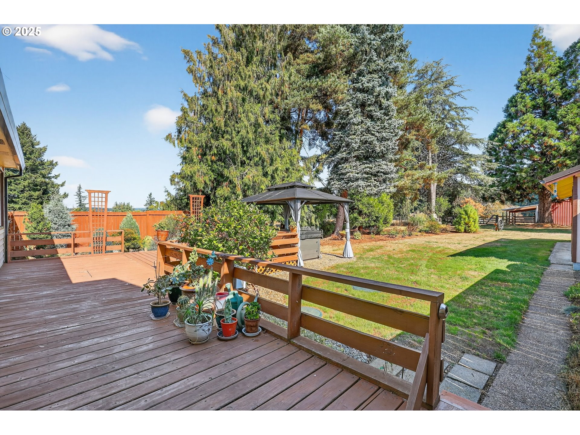 28870 Southeast Currin Road Estacada, OR 97023 - Photo 37 of 48 Hot Tub