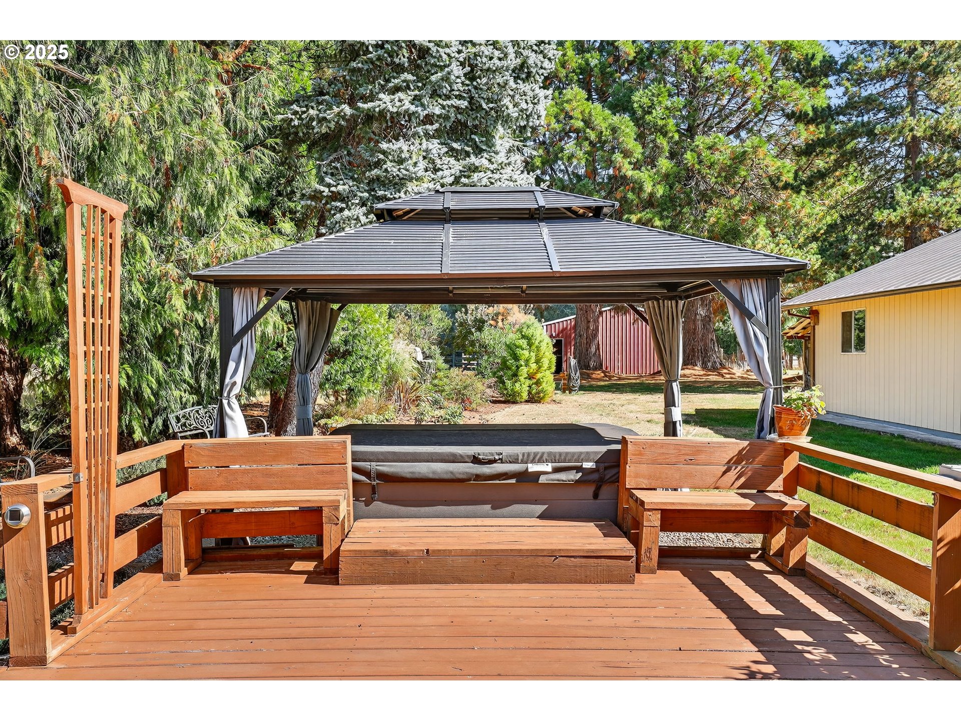 28870 Southeast Currin Road Estacada, OR 97023 - Photo 38 of 48 Gazebo