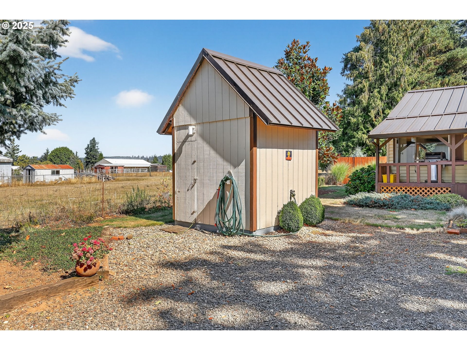 28870 Southeast Currin Road Estacada, OR 97023 - Photo 4 of 48 Gallery Image 4