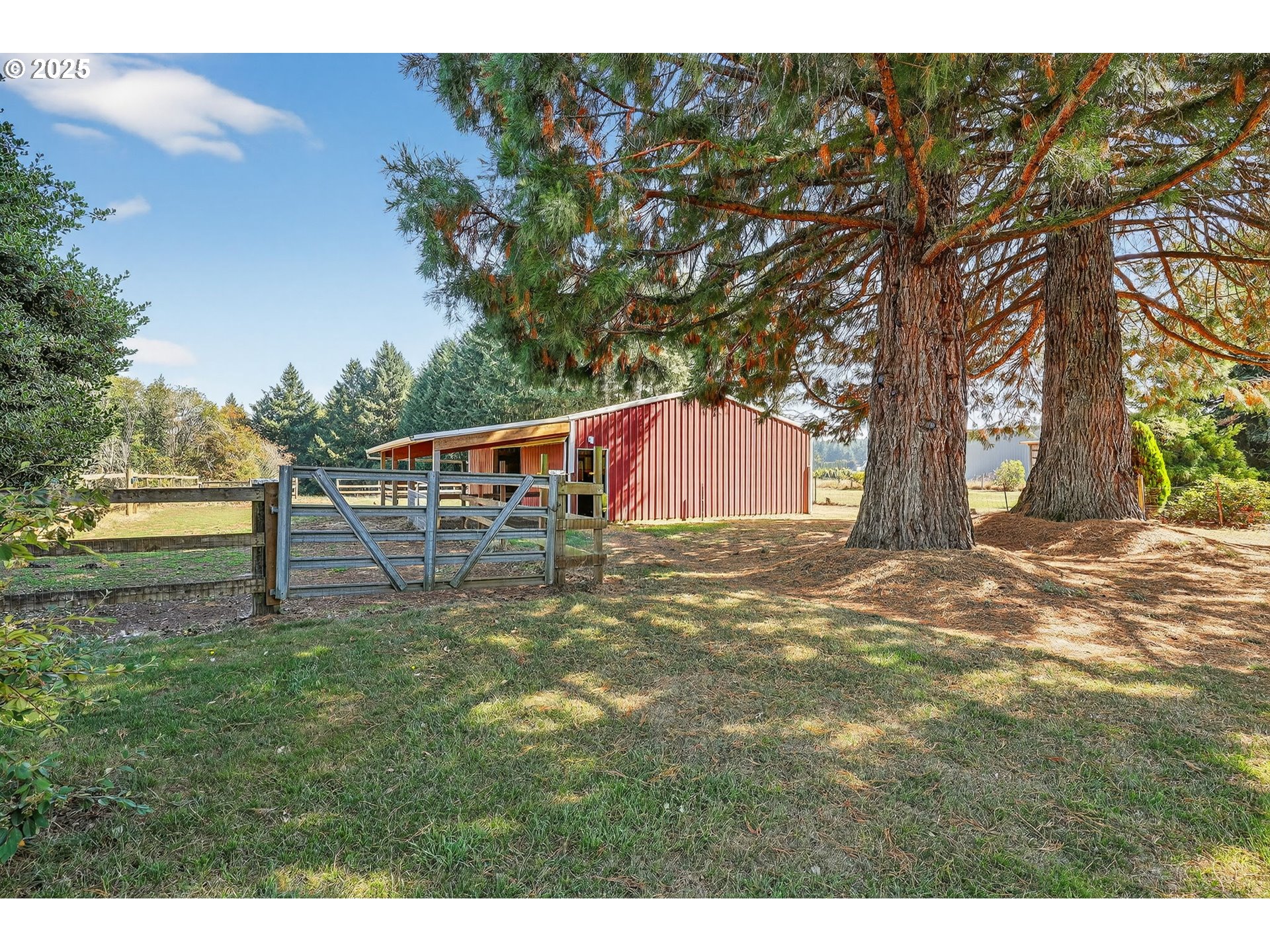 28870 Southeast Currin Road Estacada, OR 97023 - Photo 44 of 48 Barn