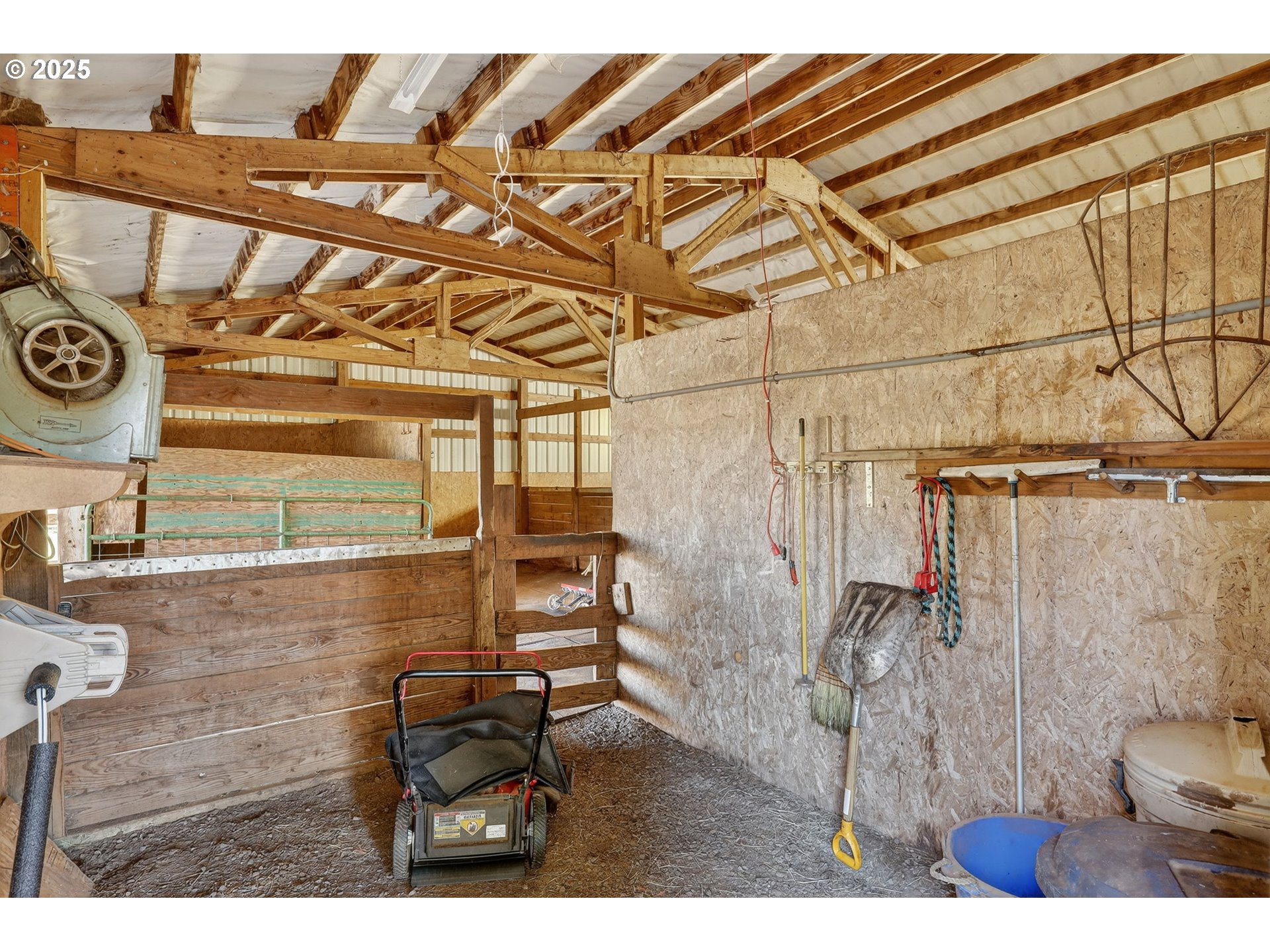 28870 Southeast Currin Road Estacada, OR 97023 - Photo 45 of 48 Barn