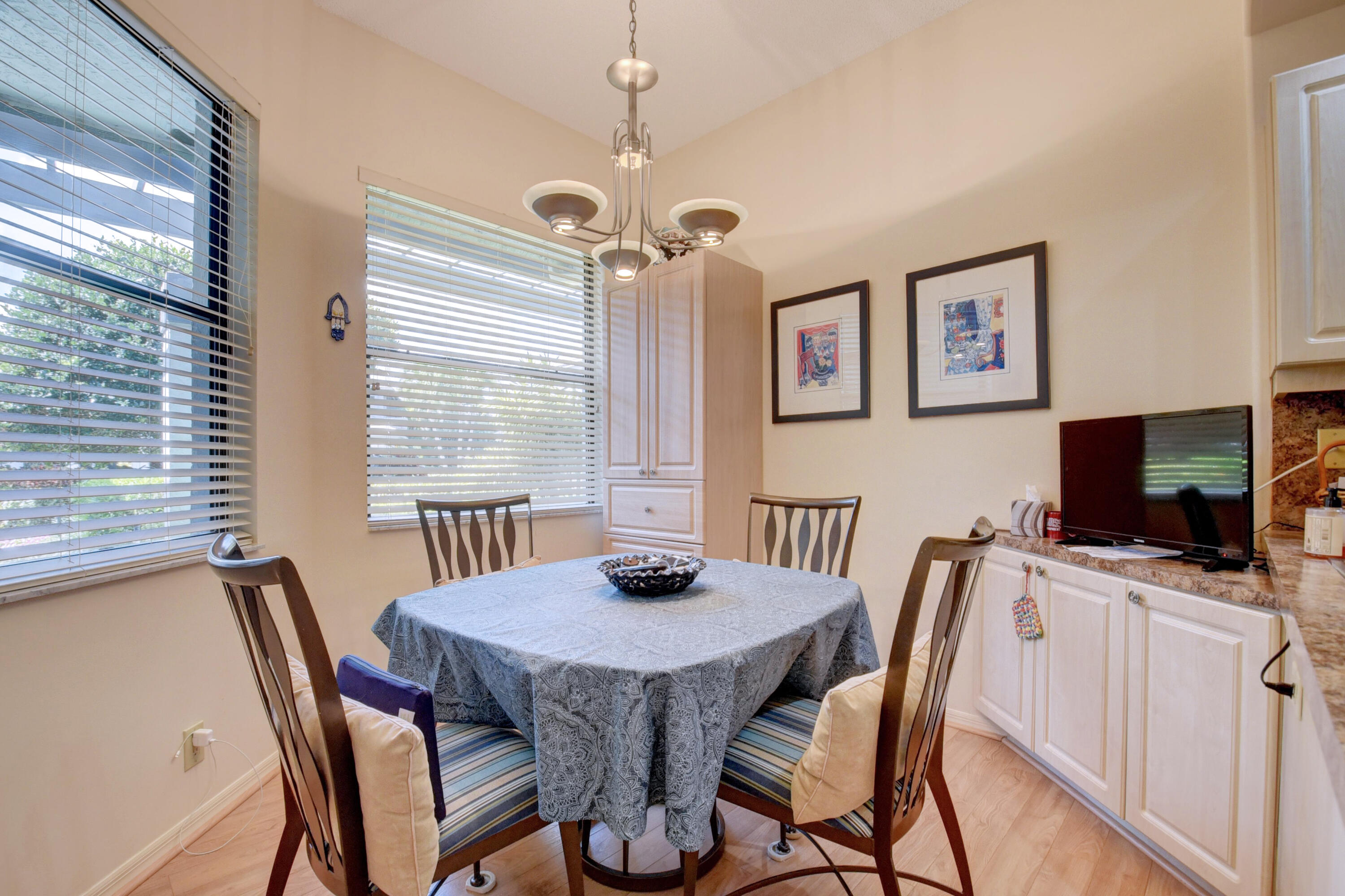 21181 Clubside Drive, Unit D Boca Raton, FL 33434 - Photo 8 of 55 kitchen