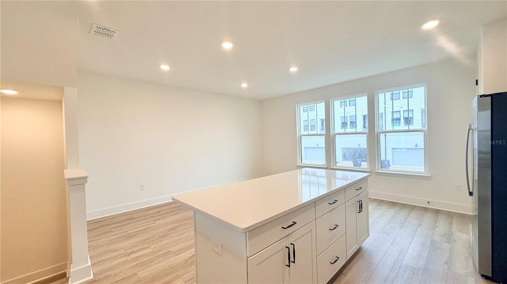 15105 Groveside Road Winter Garden, FL 34787 - Photo 12 of 34 Gallery Image 12