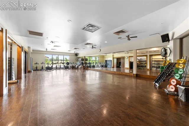 $675,000 | 1926 Villa Creek Circle, Colorado Springs, CO 80921