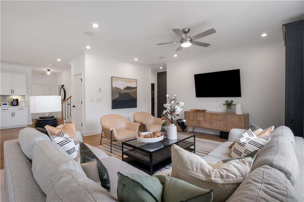 6136 Marigold Way Atlanta, GA 30349 - Photo 5 of 26