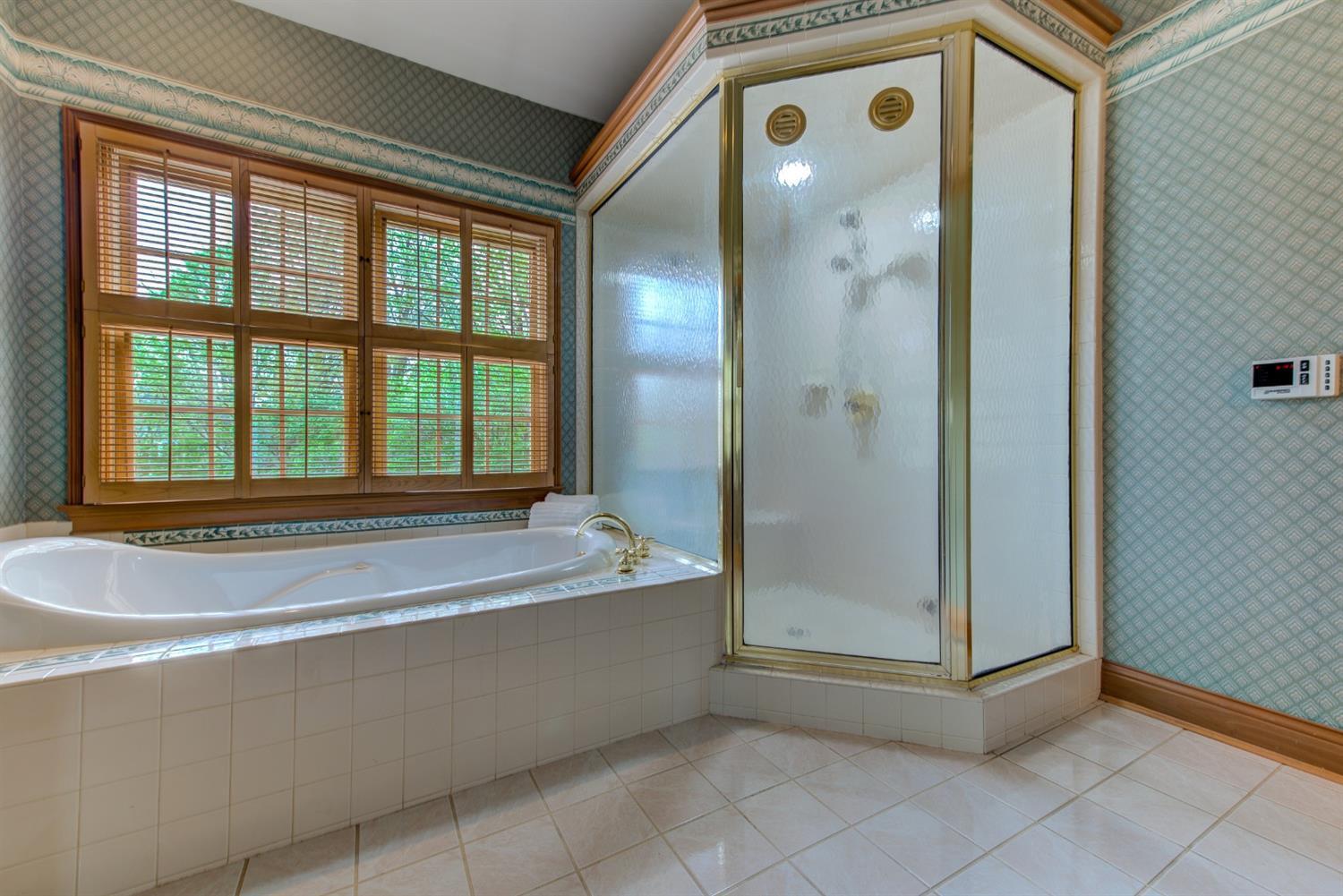 10627 Deerfield Road Montgomery, OH 45242 - Photo 10 of 34