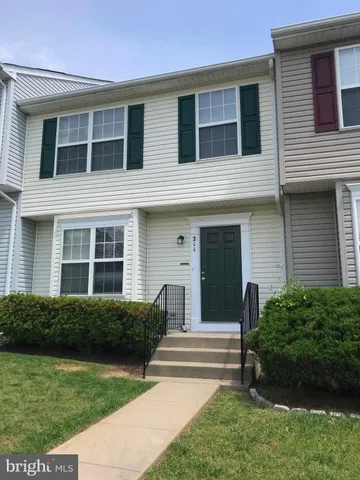 $2,250 | 211 Merrill Court, Stafford, VA 22554