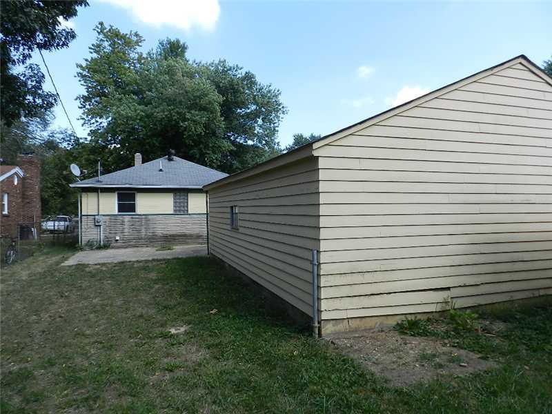 2918 South Roena Street Indianapolis, IN 46241 - Photo 3 of 10 Gallery Image 3