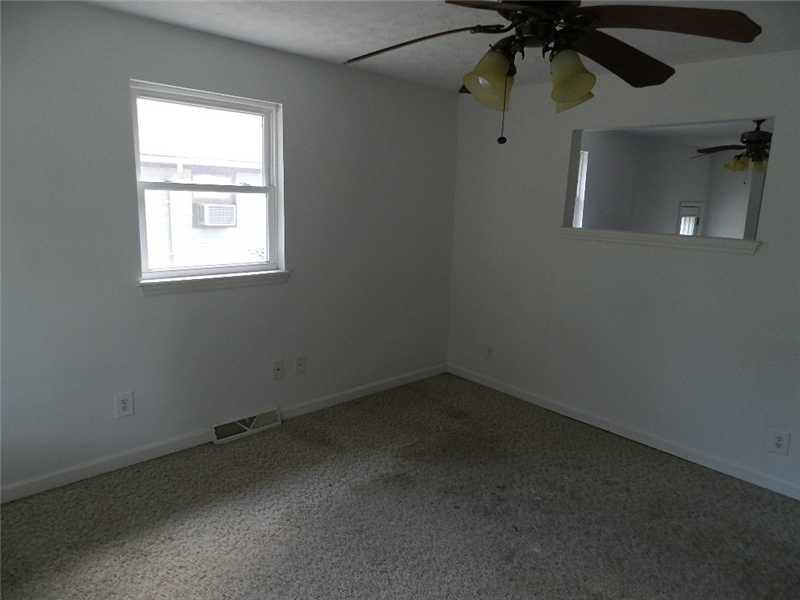 2918 South Roena Street Indianapolis, IN 46241 - Photo 4 of 10 Gallery Image 4