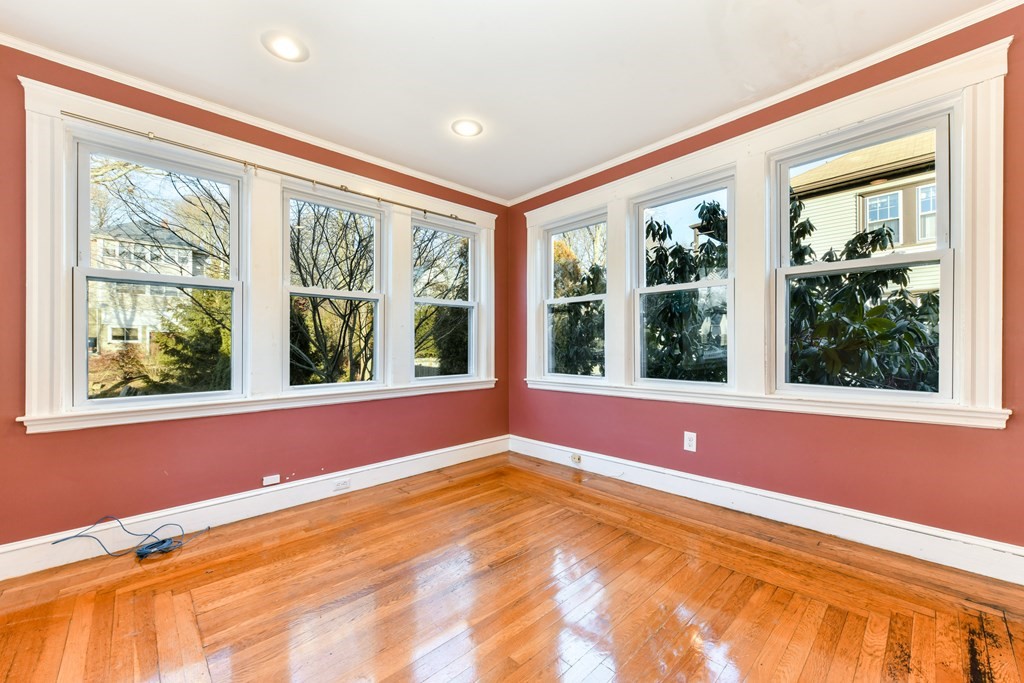 39 Glendower Road Boston, MA 02131 - Photo 8 of 22 Gallery Image 8