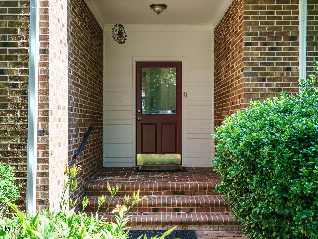 4204 Thetford Road Durham, NC 27707 - Photo 3 of 42 004-1280x960-side-entry