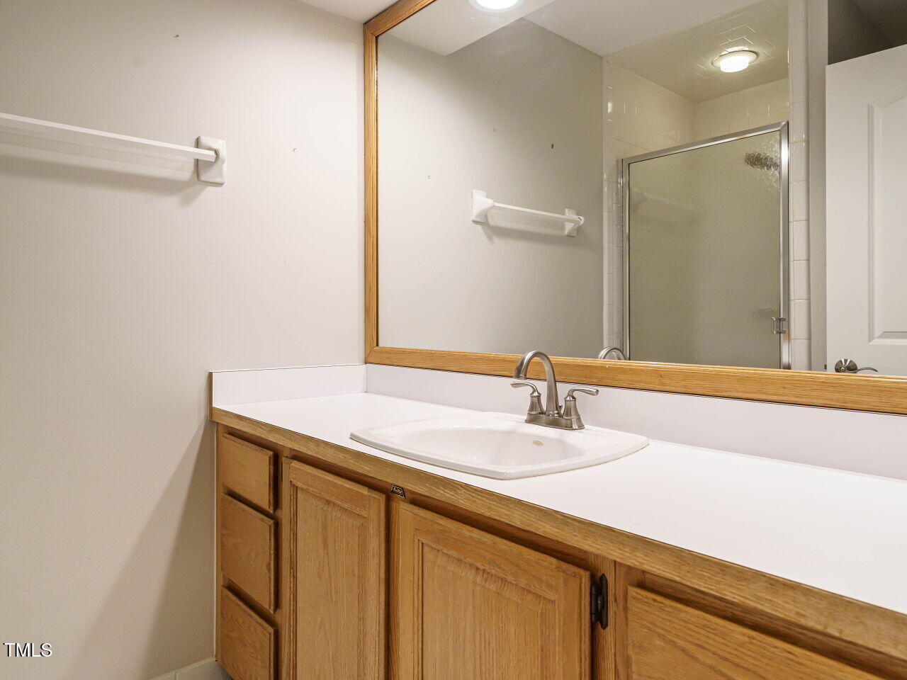 4204 Thetford Road Durham, NC 27707 - Photo 31 of 42 032-1280x960-bathroom