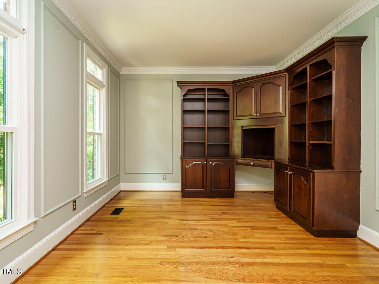4204 Thetford Road Durham, NC 27707 - Photo 6 of 42 007-1280x960-study