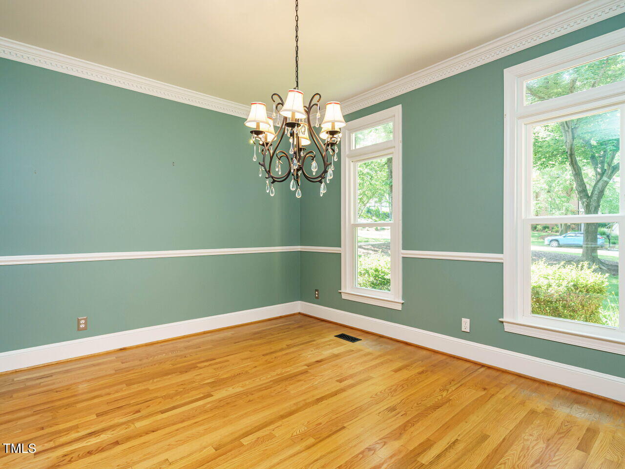 4204 Thetford Road Durham, NC 27707 - Photo 7 of 42 008-1280x960-dining-room