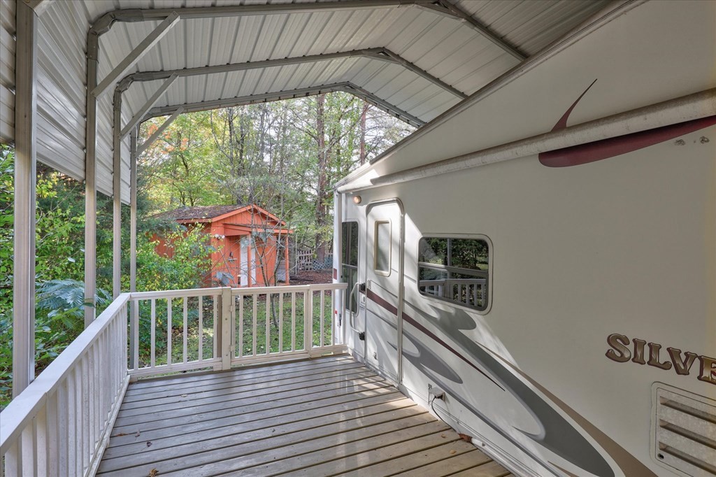 1894 Bluff Mountain Road Sevierville, TN 37876 - Photo 18 of 25 Gallery Image 18