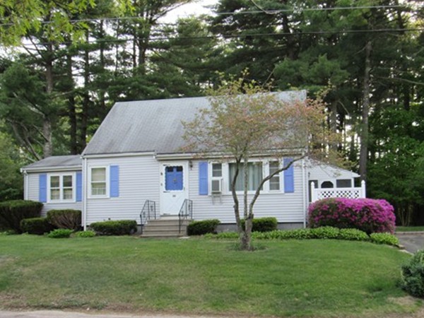 121 Hamilton Road Wrentham, MA 02093 - Photo 1 of 15