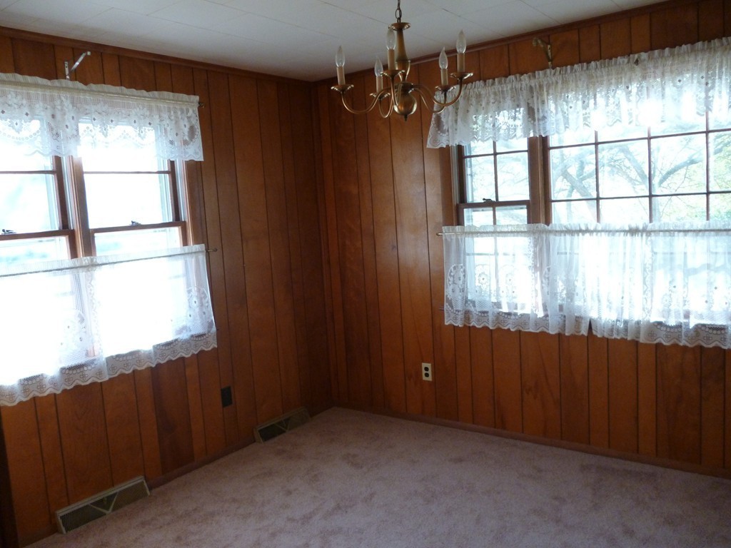 121 Hamilton Road Wrentham, MA 02093 - Photo 14 of 15