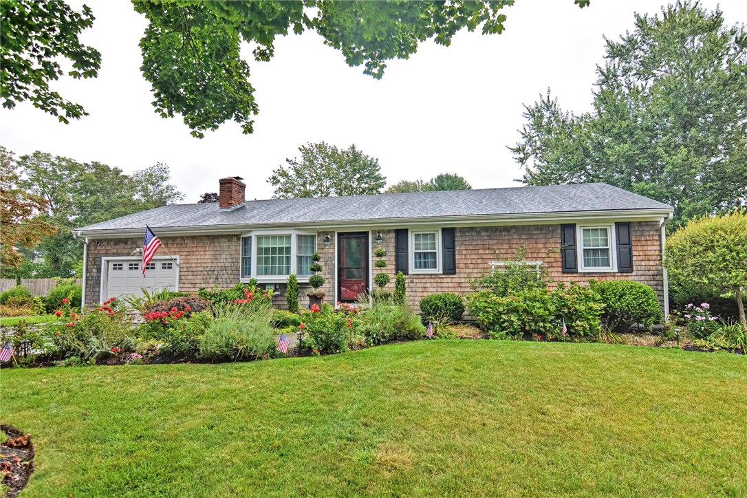135 Sowams Road Barrington, RI 02806 - Photo 1 of 33 Gallery Image 1