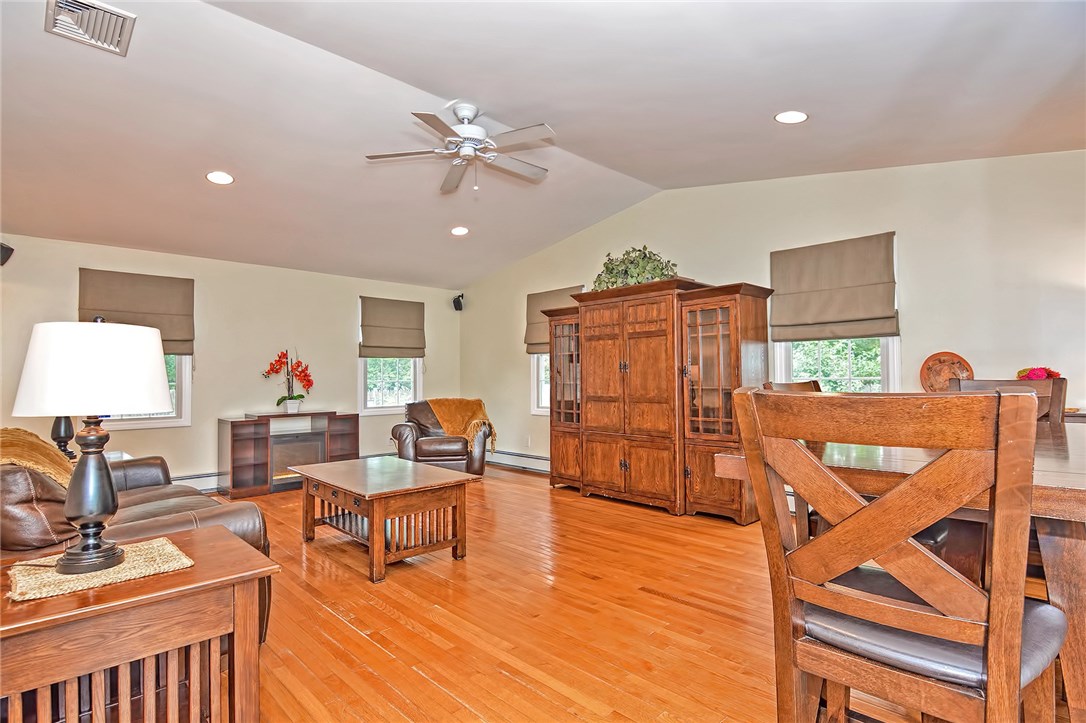 135 Sowams Road Barrington, RI 02806 - Photo 14 of 33 Gallery Image 14