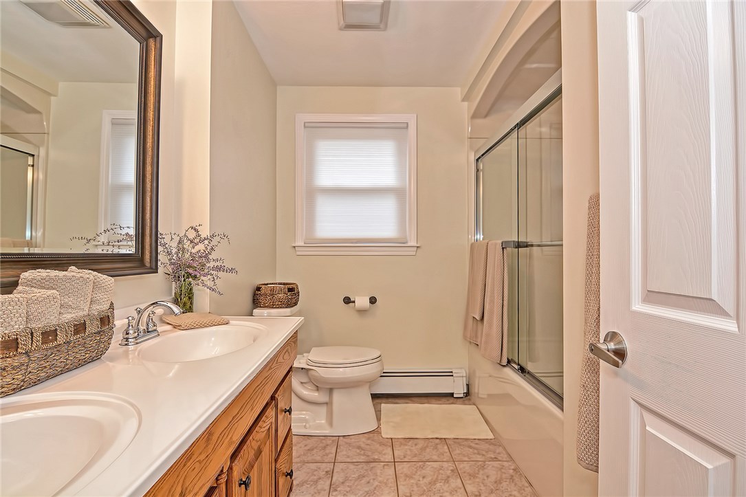 135 Sowams Road Barrington, RI 02806 - Photo 21 of 33 Gallery Image 21