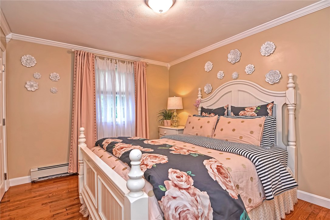 135 Sowams Road Barrington, RI 02806 - Photo 22 of 33 Gallery Image 22
