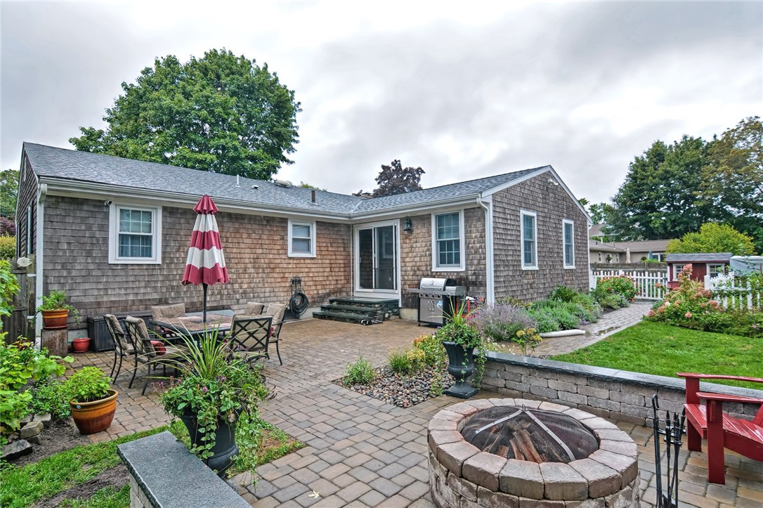 135 Sowams Road Barrington, RI 02806 - Photo 28 of 33 Gallery Image 28