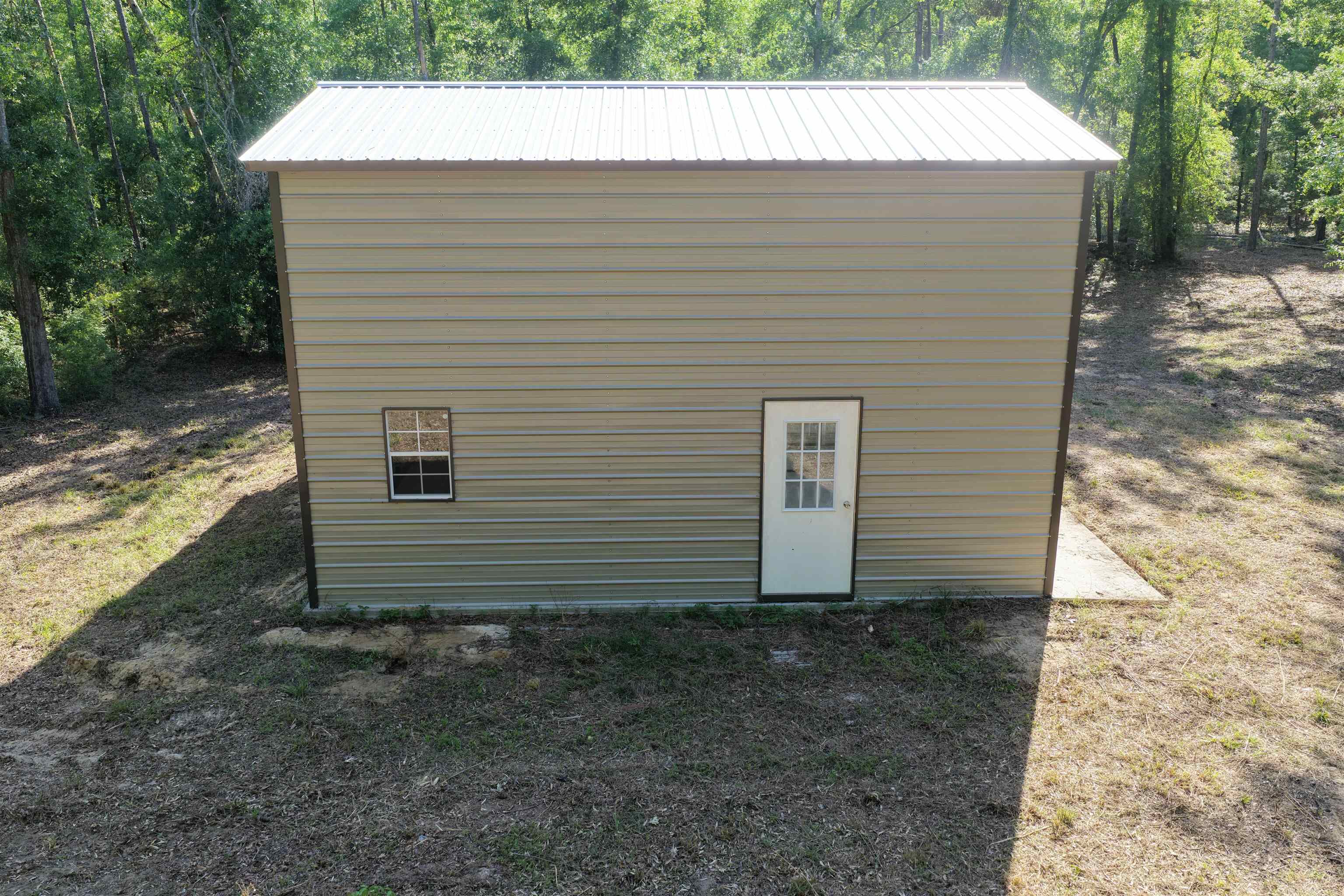 5386 Northeast Old Blue Springs Road Lee, FL 32059 - Photo 23 of 36