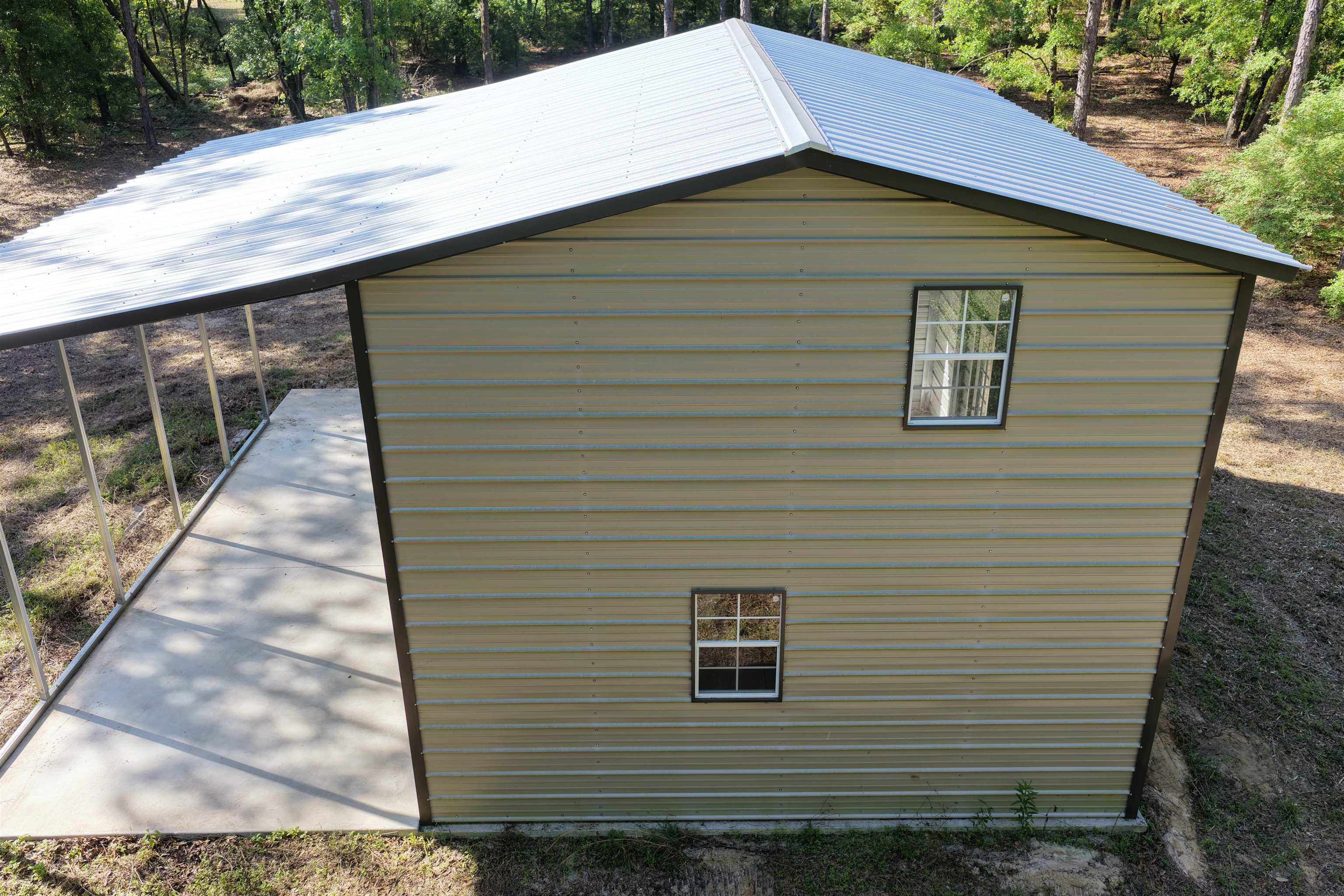 5386 Northeast Old Blue Springs Road Lee, FL 32059 - Photo 29 of 36