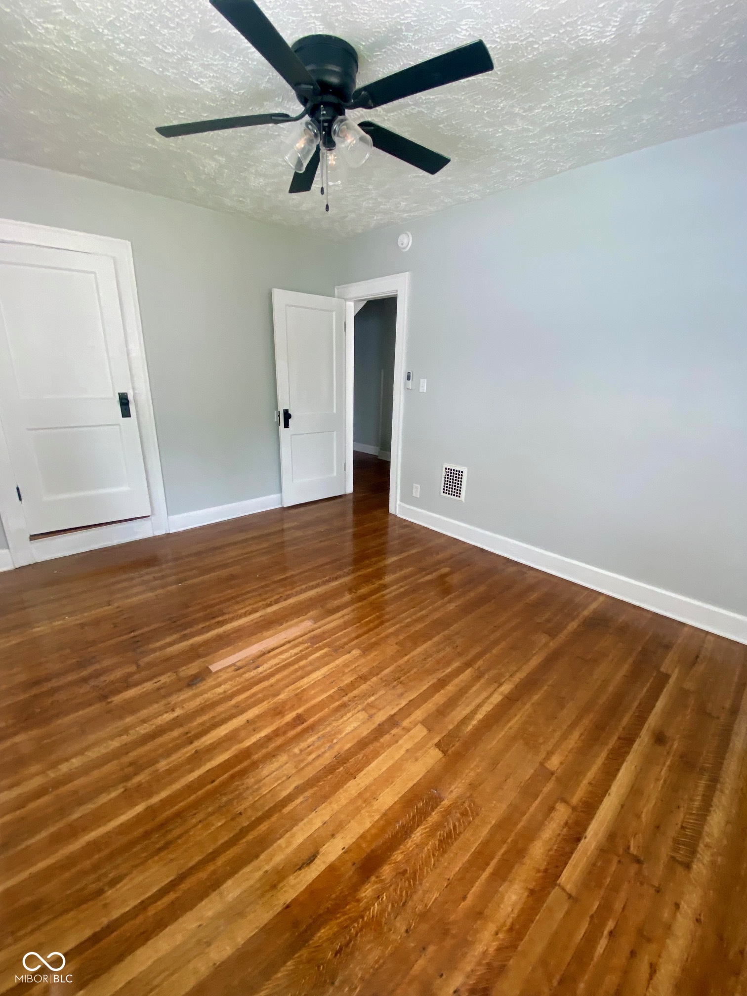 3104 North College Avenue Indianapolis, IN 46205 - Photo 18 of 21