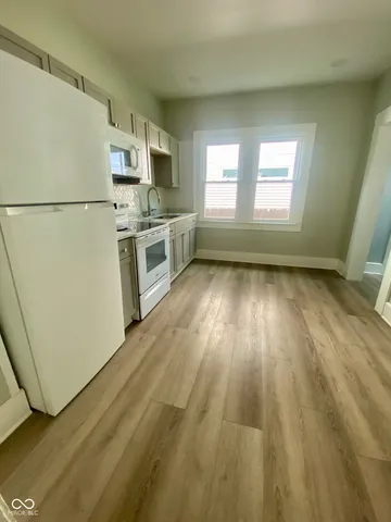 $1,595 | 3104 North College Avenue, Indianapolis, IN 46205