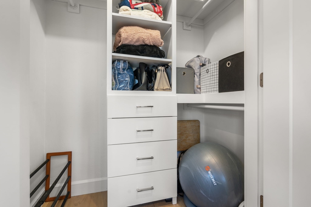 48-50 Robey Street, Unit 50 Boston, MA 02119 - Photo 26 of 42