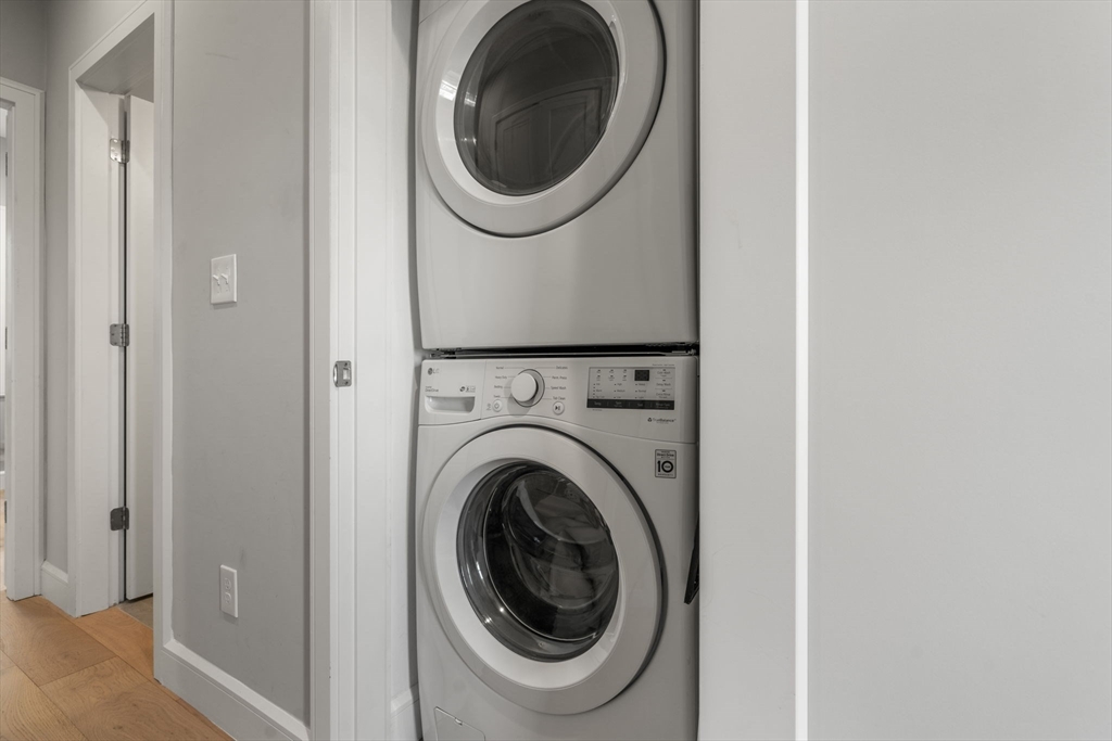 48-50 Robey Street, Unit 50 Boston, MA 02119 - Photo 27 of 42