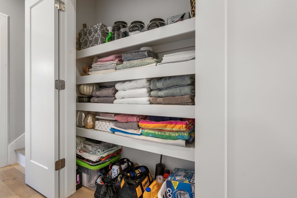 48-50 Robey Street, Unit 50 Boston, MA 02119 - Photo 28 of 42