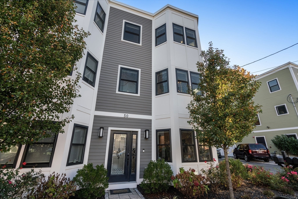 48-50 Robey Street, Unit 50 Boston, MA 02119 - Photo 37 of 42