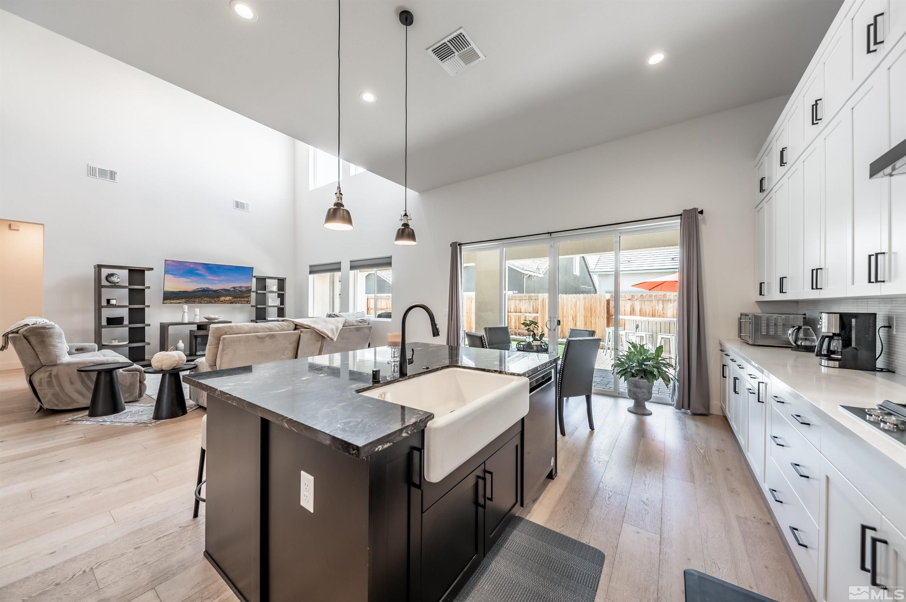 9445 Flying Horse Road Reno, NV 89521 - Photo 6 of 40 Photo 6