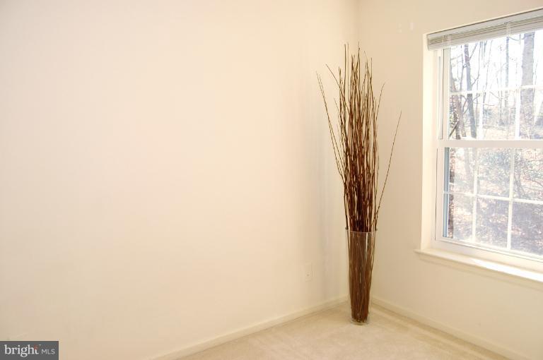 5808 Cove Landing Road, Unit 203 Burke, VA 22015 - Photo 13 of 16 Bedroom