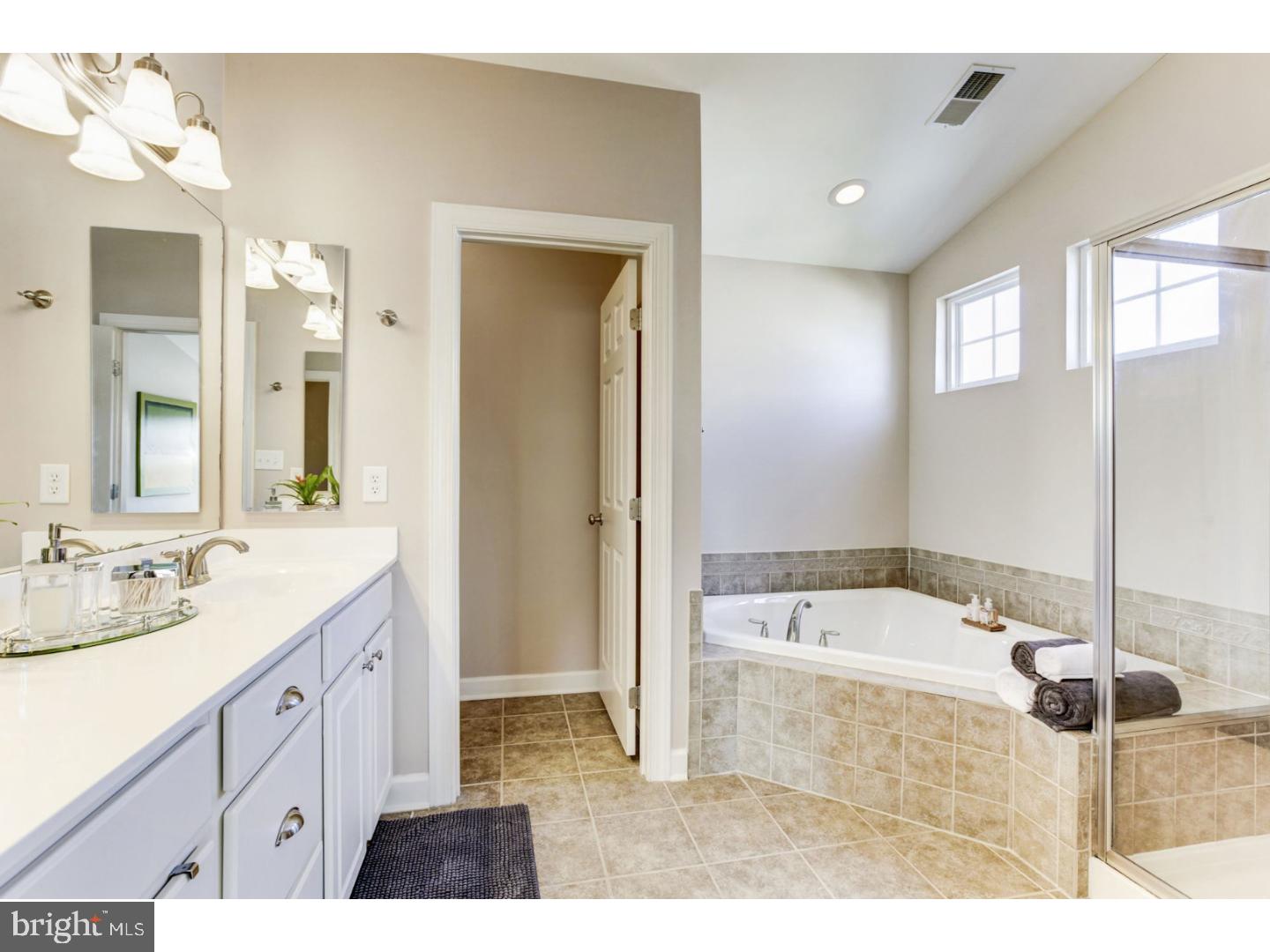 655 Sligo Road Avondale, PA 19311 - Photo 16 of 25 Master Bathroom