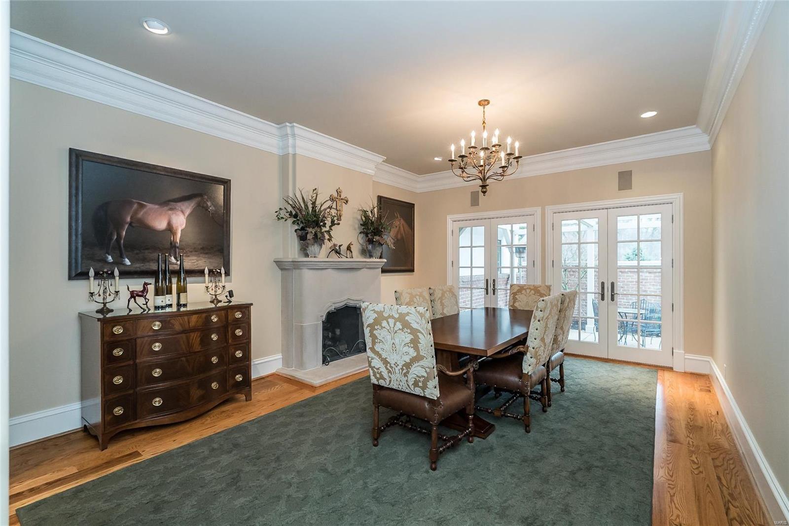 2 Radnor Road Huntleigh, MO 63131 - Photo 14 of 40