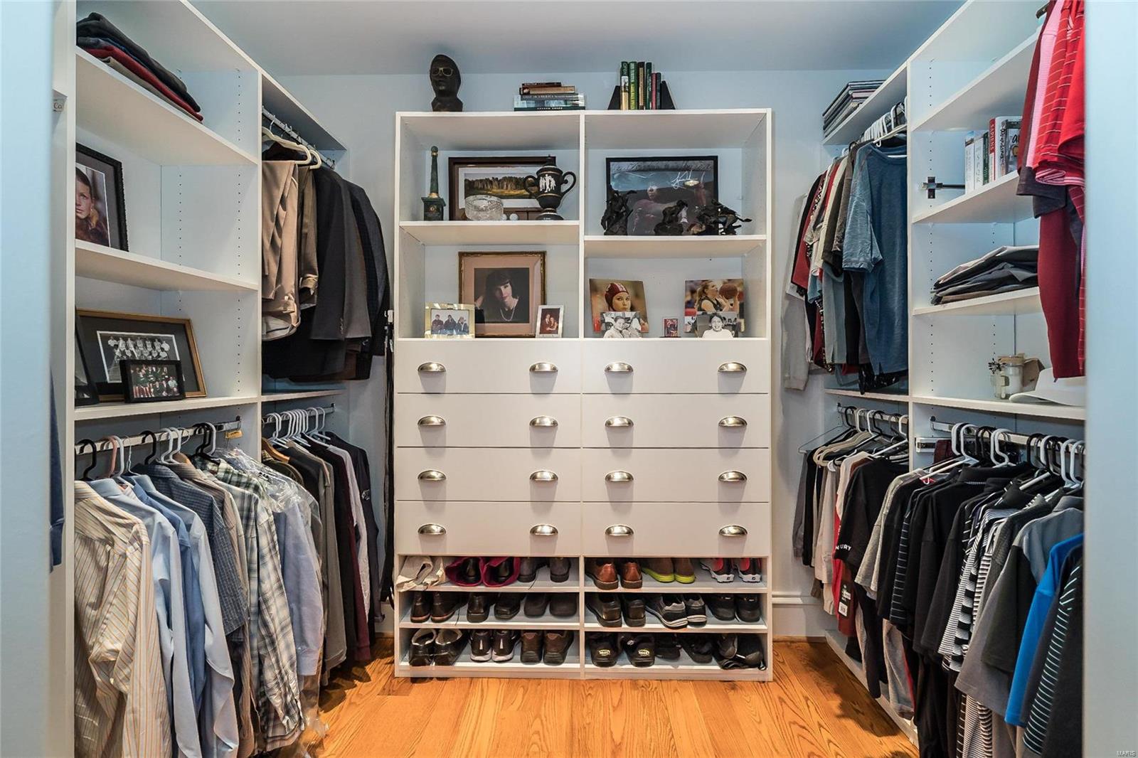 2 Radnor Road Huntleigh, MO 63131 - Photo 23 of 40