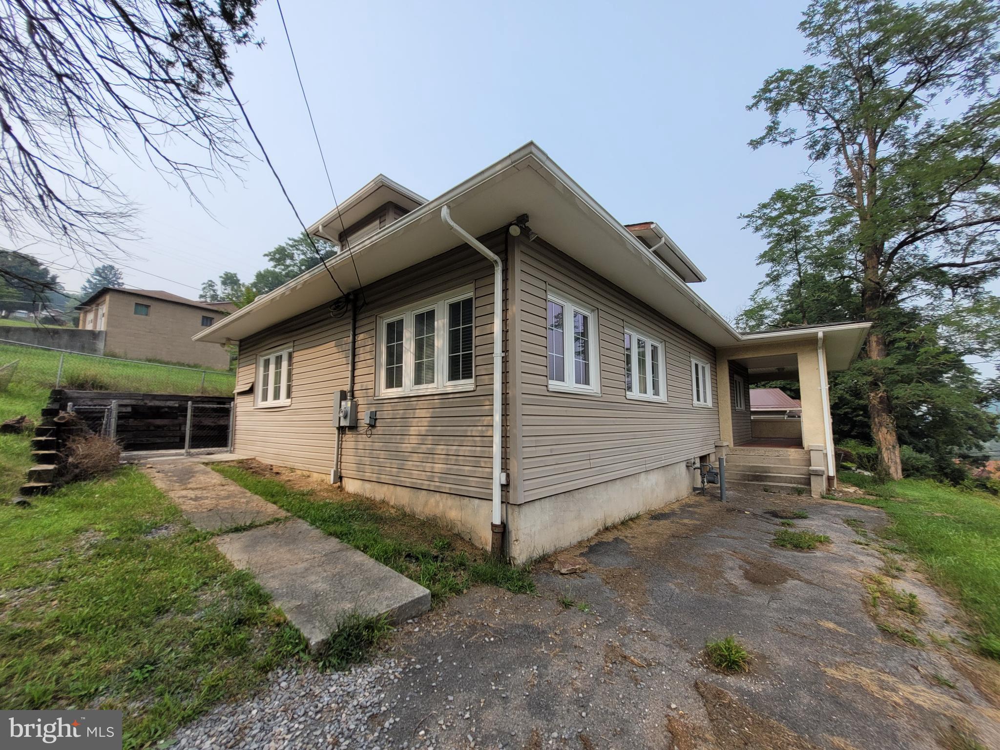 885 Braddock Road Cumberland, MD 21502 - Photo 1 of 43