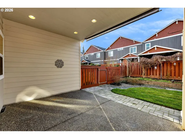 $525,000 | 11422 Northwest 29th Avenue, Vancouver, WA 98685