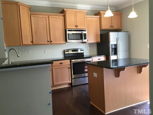 $2,095 | 1401 Town Home Drive, Apex, NC 27502