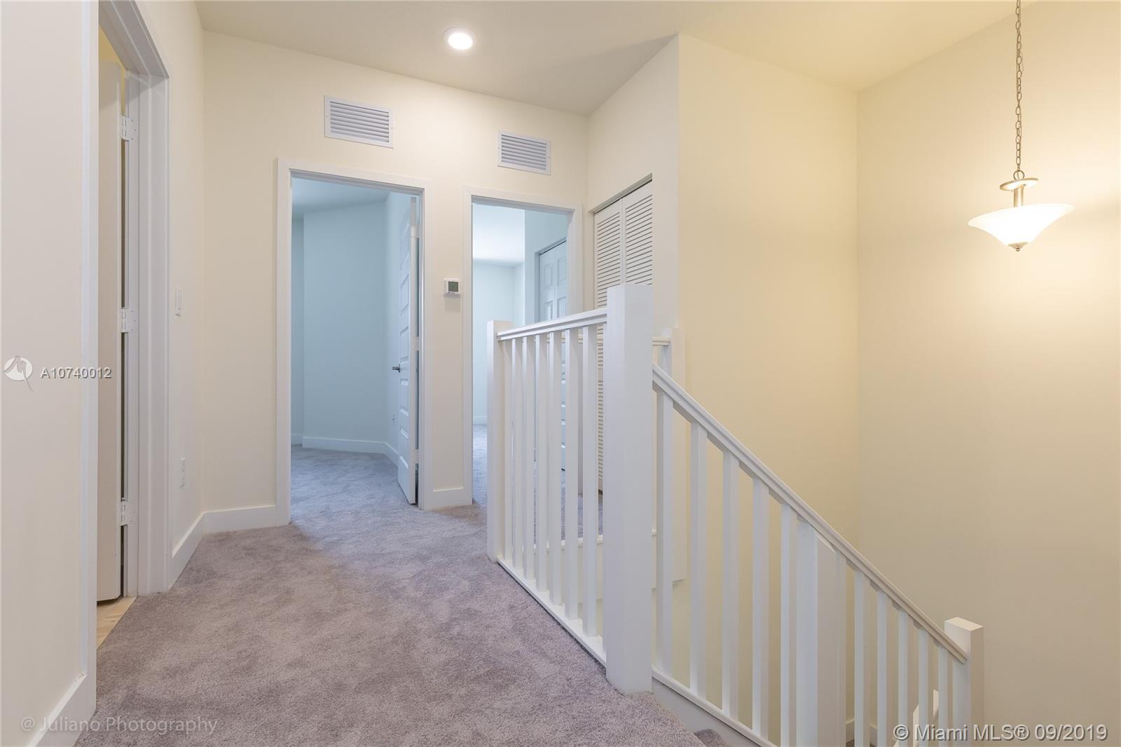 Miami Lakes Miami Lakes, FL 33018 - Photo 12 of 25