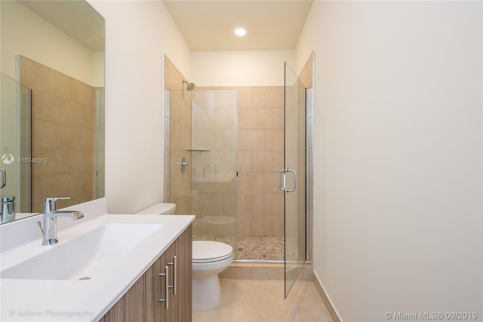 Miami Lakes Miami Lakes, FL 33018 - Photo 16 of 25