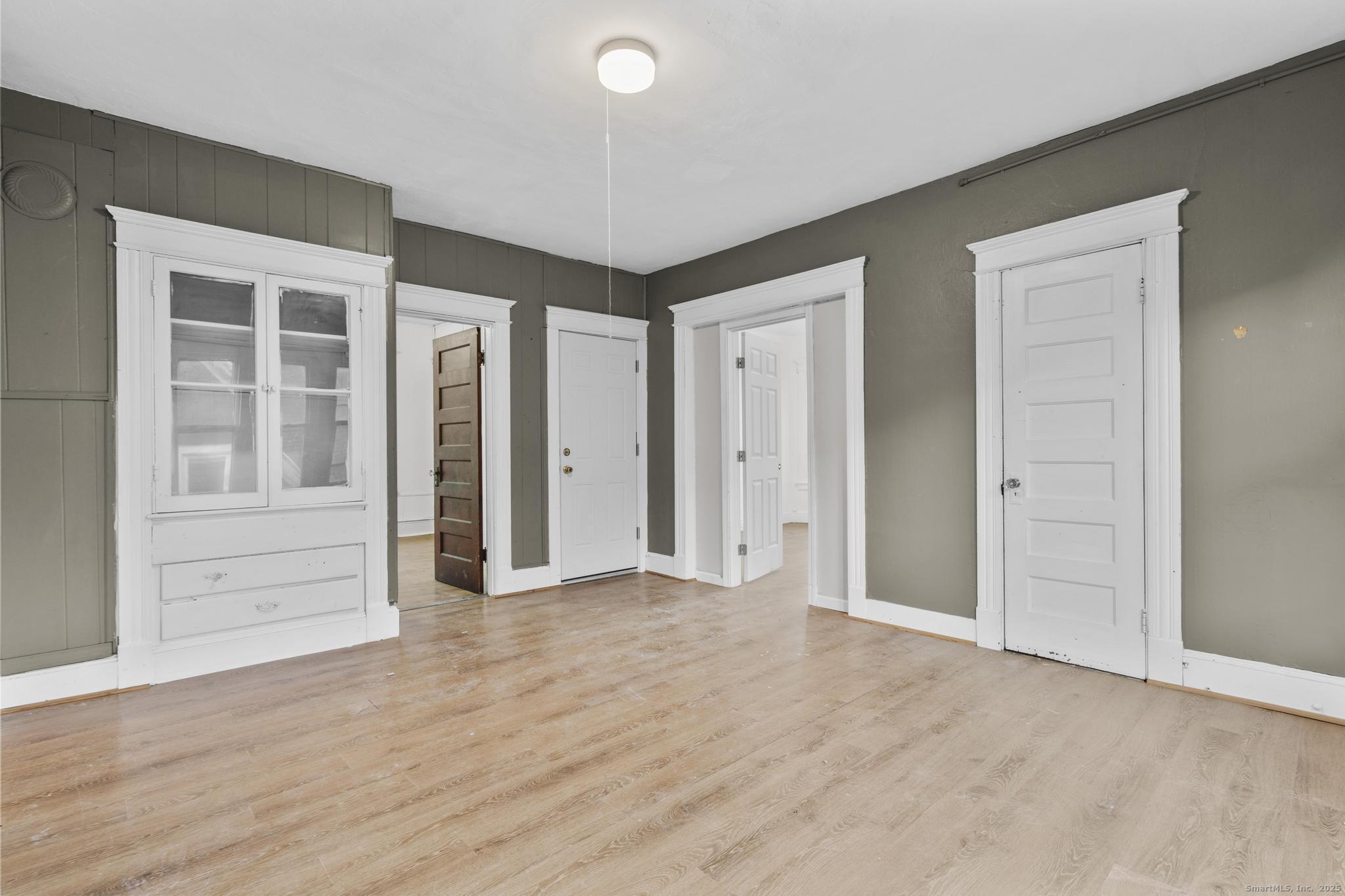 77 Wall Street Waterbury, CT 06704 - Photo 11 of 16